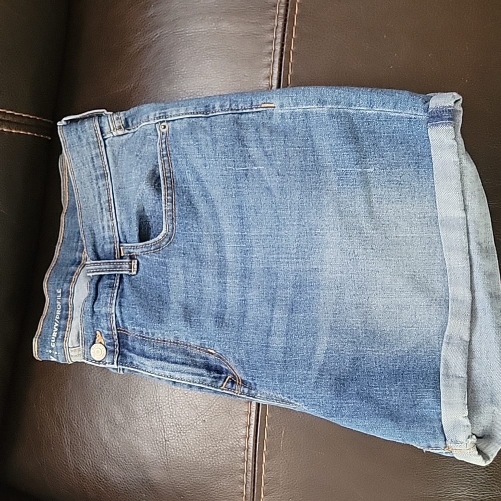 Old Navy Dark Blue Curvy Profile Jean Shorts